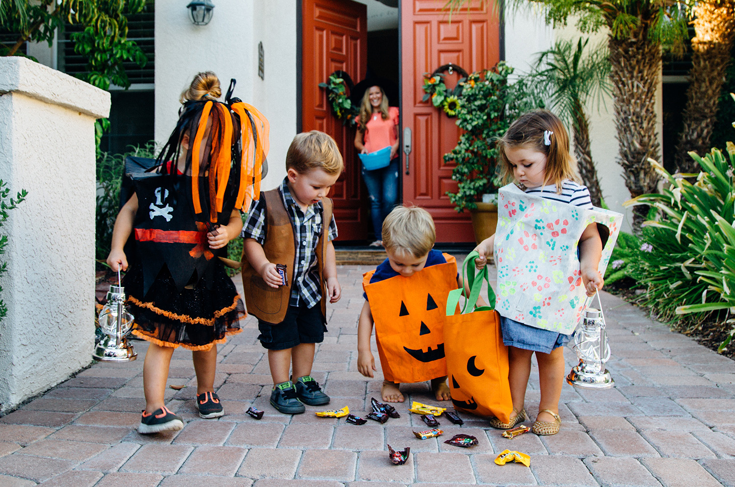 DIY Paper Bag Halloween Costumes
